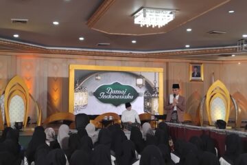 M Asrorun Niam Sholeh Damai Indonesiaku